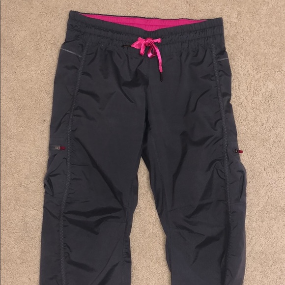 gray and pink lululemon pants - Picture 2 of 6